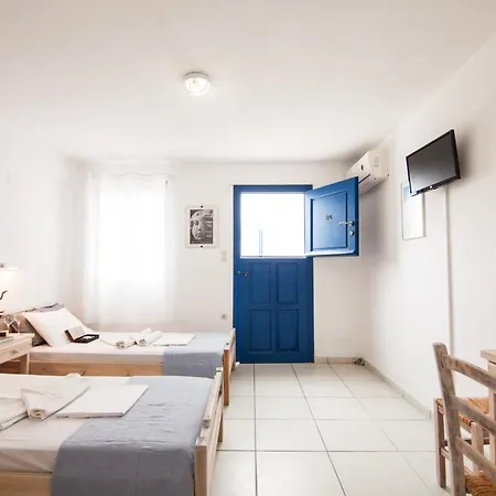 Alea Naousa (Paros)