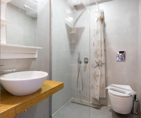 Alea Apartment Naoussa